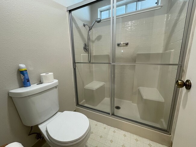 Building Photo - 1080 Camellia Ln