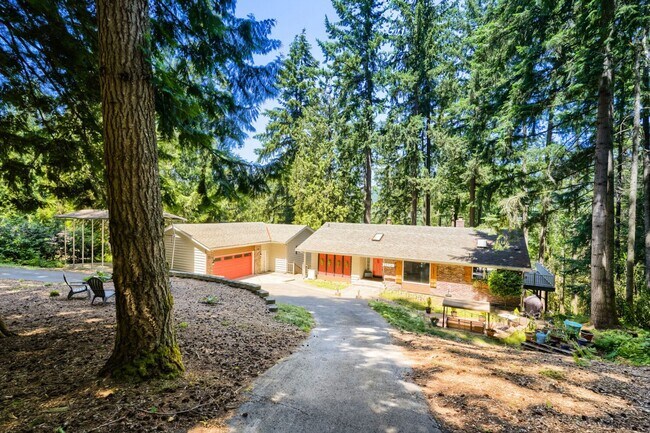 Building Photo - 3bd/1.75ba Issaquah Home