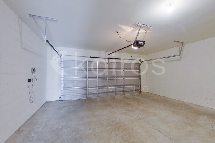 Building Photo - 32122 Katelin Cir