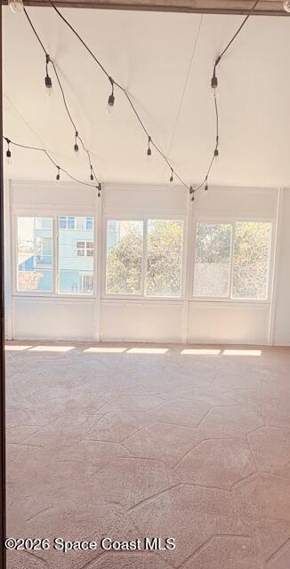 Building Photo - 125 Kings Way