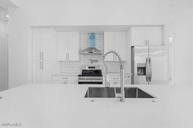 Building Photo - 3234 NW 21st Terrace