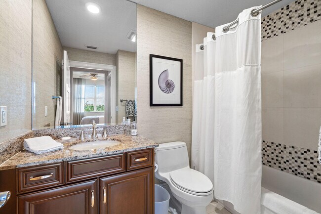 Building Photo - 342 Bay Colony Dr N