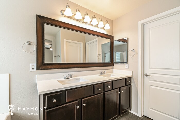 Building Photo - 3857 E Trigger Way