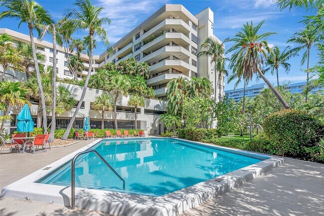 Building Photo - 170 Ocean Ln Dr