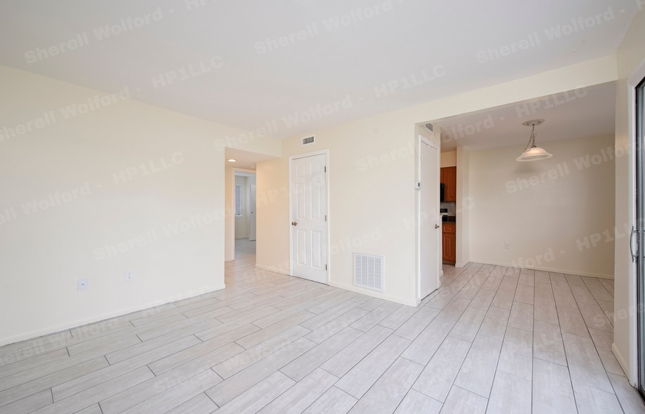 Building Photo - 5739 Peregrine Ave