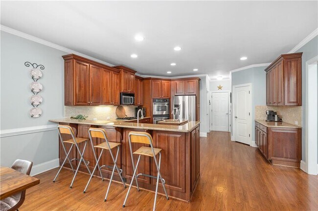 Building Photo - 5945 Broadwater Tr