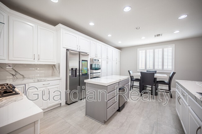 Building Photo - 11112 Pine Greens Ct