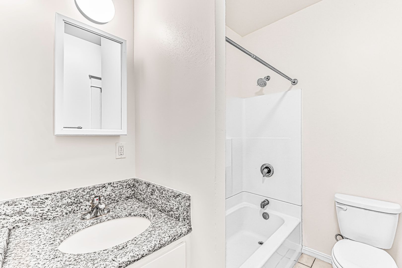 Building Photo - 908 Martin Luther King Jr Ave