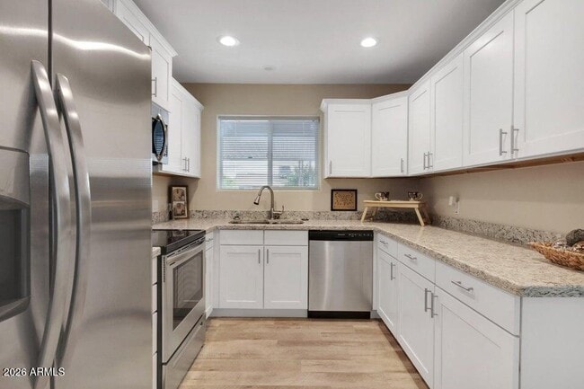 Building Photo - 10337 W Monterosa Dr