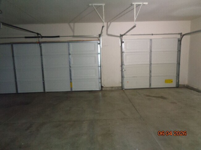 Building Photo - Gorgeous 2 Story built in 2003 with 2743 sq. ft.
