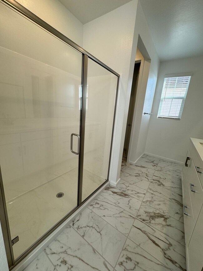 Building Photo - 3 BEDROOM NEW BUILD IN NORTERRA UNION PARK