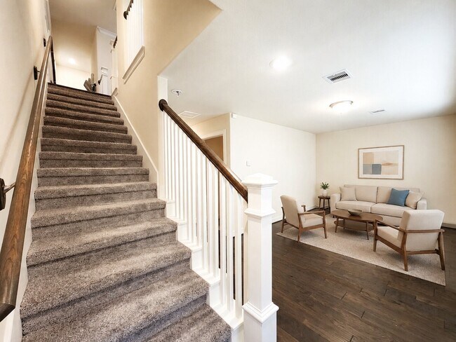 Building Photo - 10717 Madden Oaks Pl