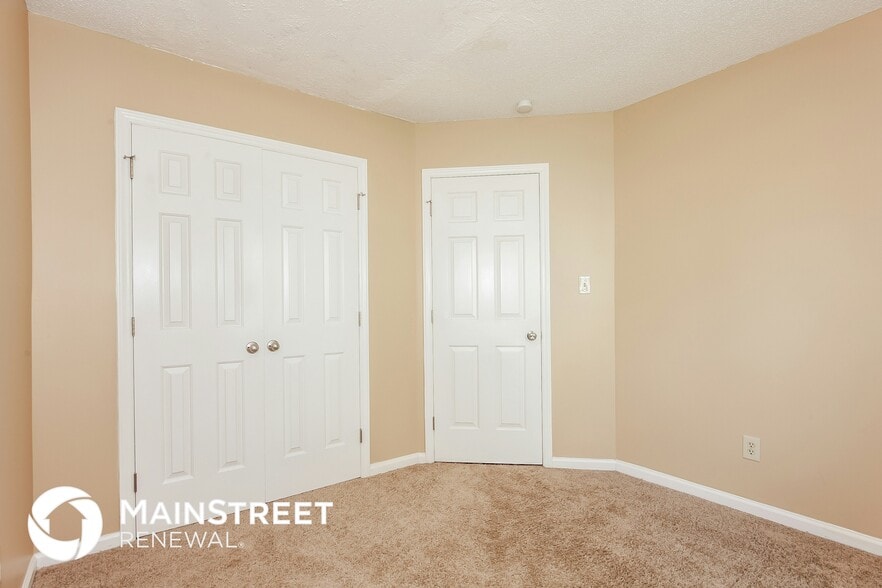 Building Photo - 10607 Spruce Mountain Rd