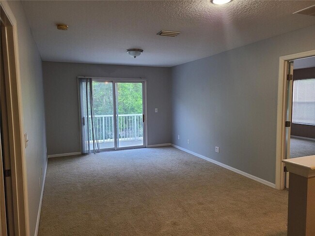 Building Photo - 6122 39th Ct E