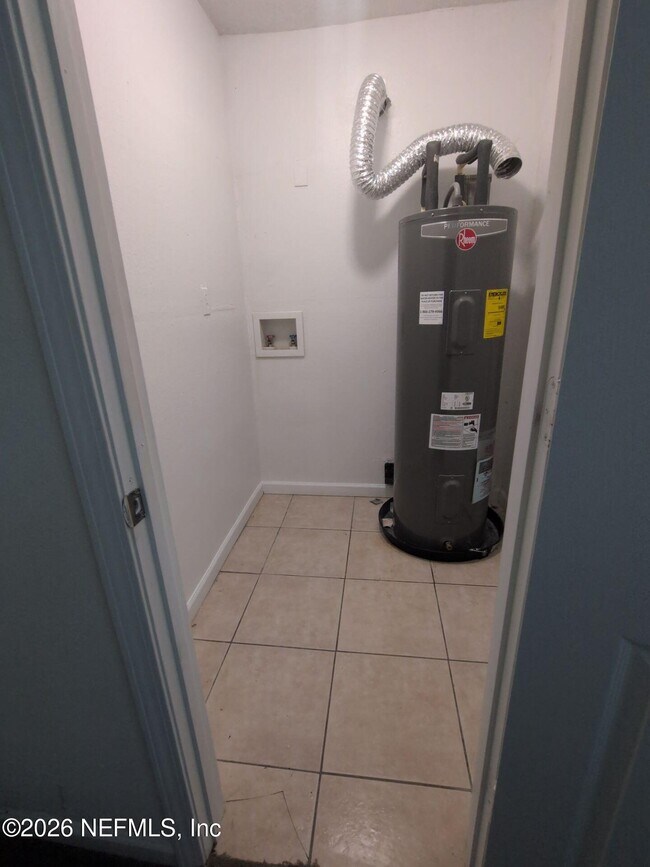 Building Photo - 8817 6th Ave