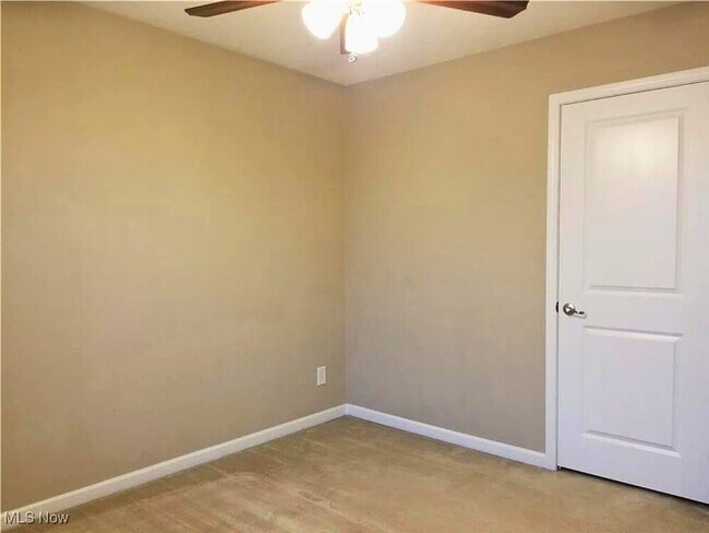Building Photo - 5055 Lake Forest Dr