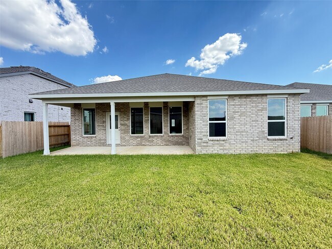 Building Photo - 16539 Mesquite Fld Dr