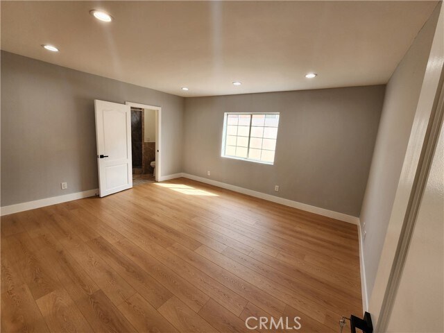 Building Photo - 14329 Emelita St