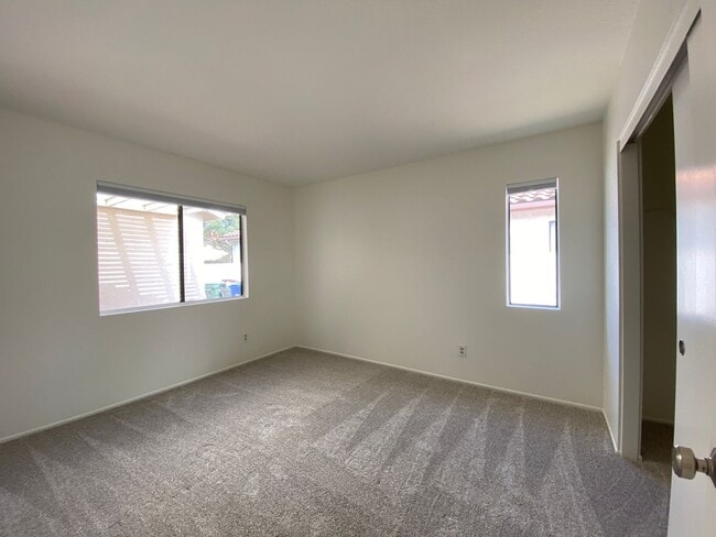Building Photo - Cardiff Home in Desirable Sandy Point With...
