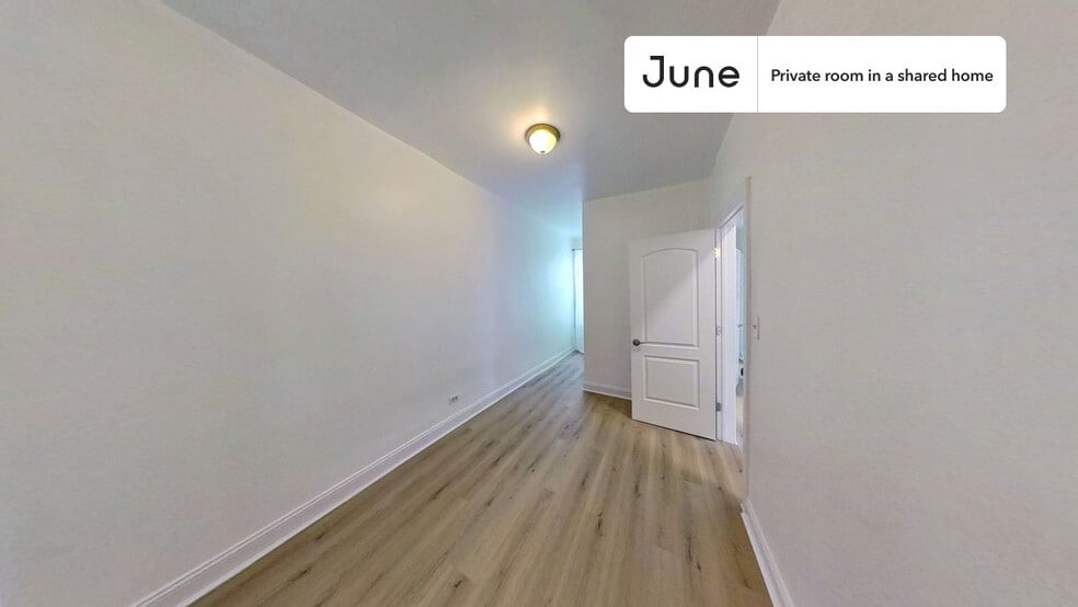 Primary Photo - Private bedroom in 4 bed/1 bath Home