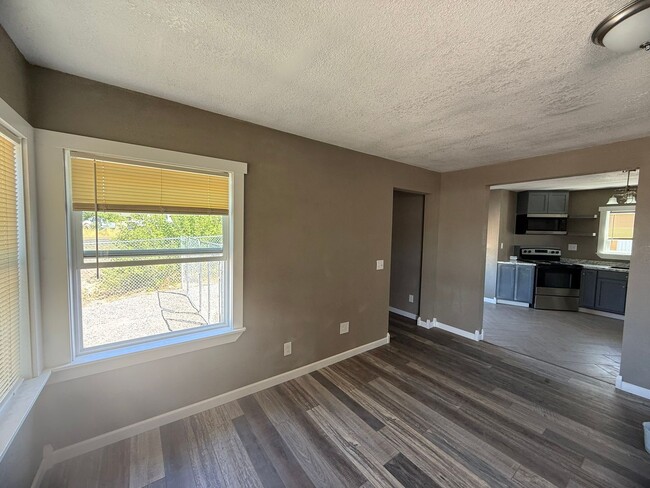 Building Photo - 4354 Greensprings Dr