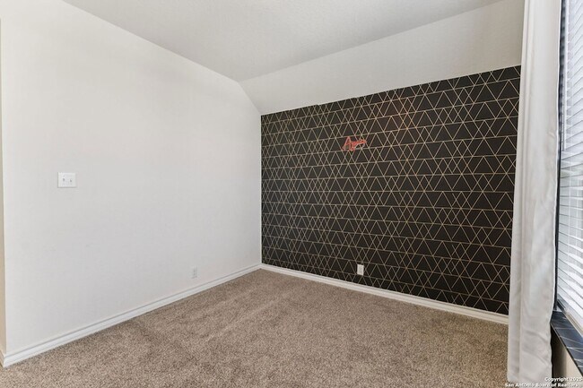 Building Photo - 12142 Buckaroo Ranch