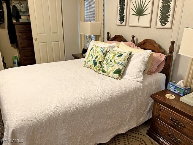 Building Photo - 26303 Atlanta Dr