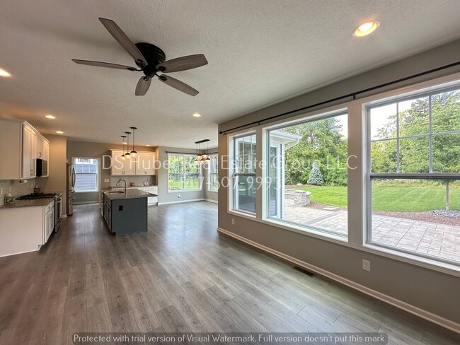 Building Photo - 2960 Medinah Dr