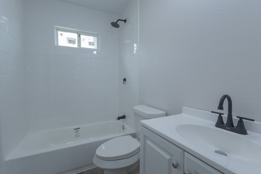 Building Photo - 1714 Ethel Ave