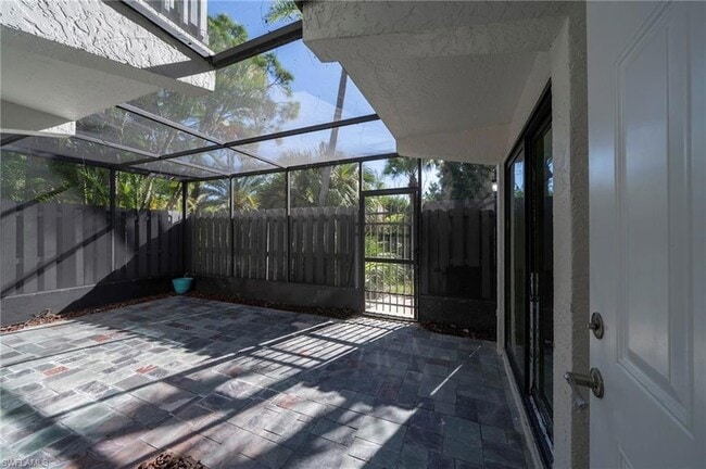 Building Photo - 17451 Silver Fox Dr