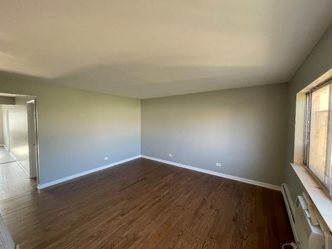Building Photo - 9668 Golf Terrace