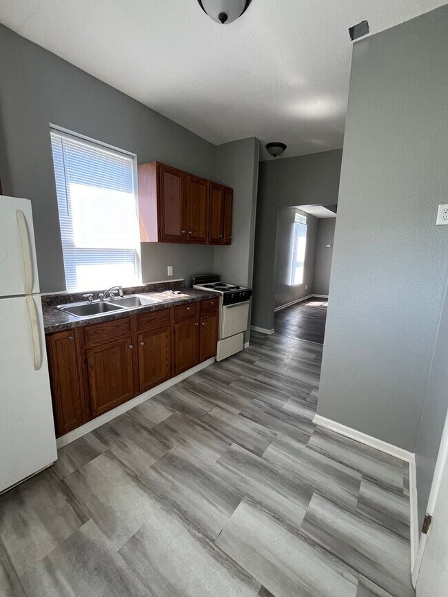 Building Photo - 2731- 2733 South 21st Street