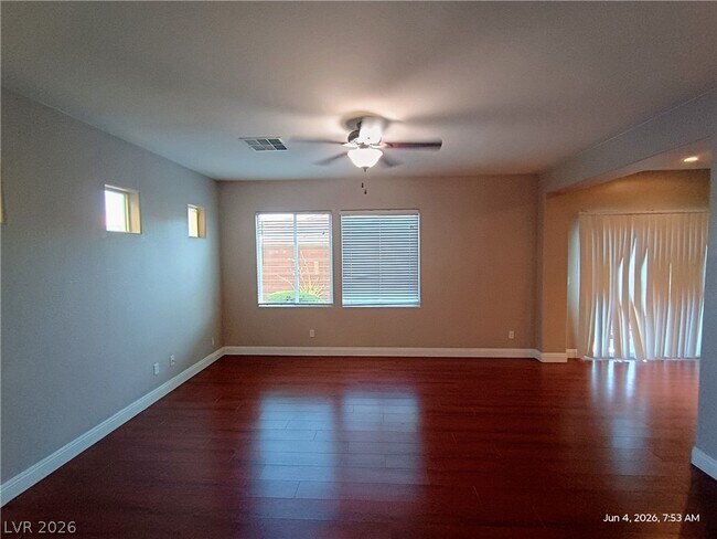 Building Photo - 9756 Wailings Ave
