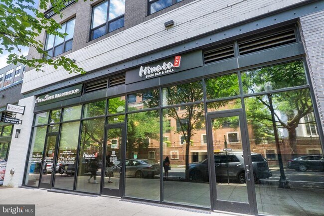 Building Photo - 521 N Washington St