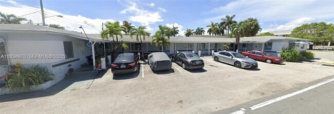 Building Photo - 254 E Dania Beach Blvd