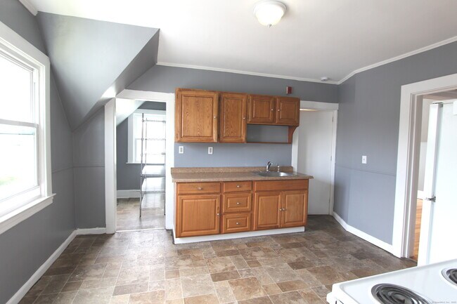 Building Photo - 47 Boulanger Ave