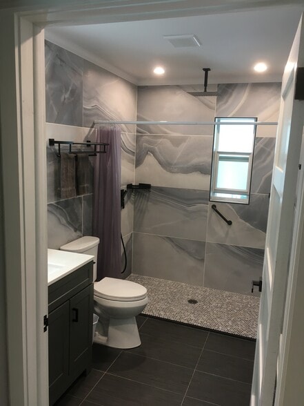 Luxurious accessible bathroom - 658 64th Ave S