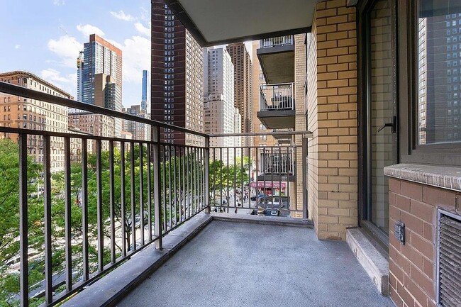 Building Photo - 201 W 70th St
