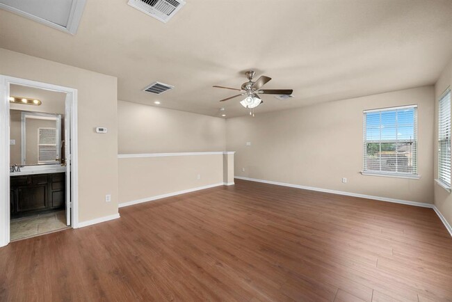 Building Photo - 25426 Saddlebrook Champion Way