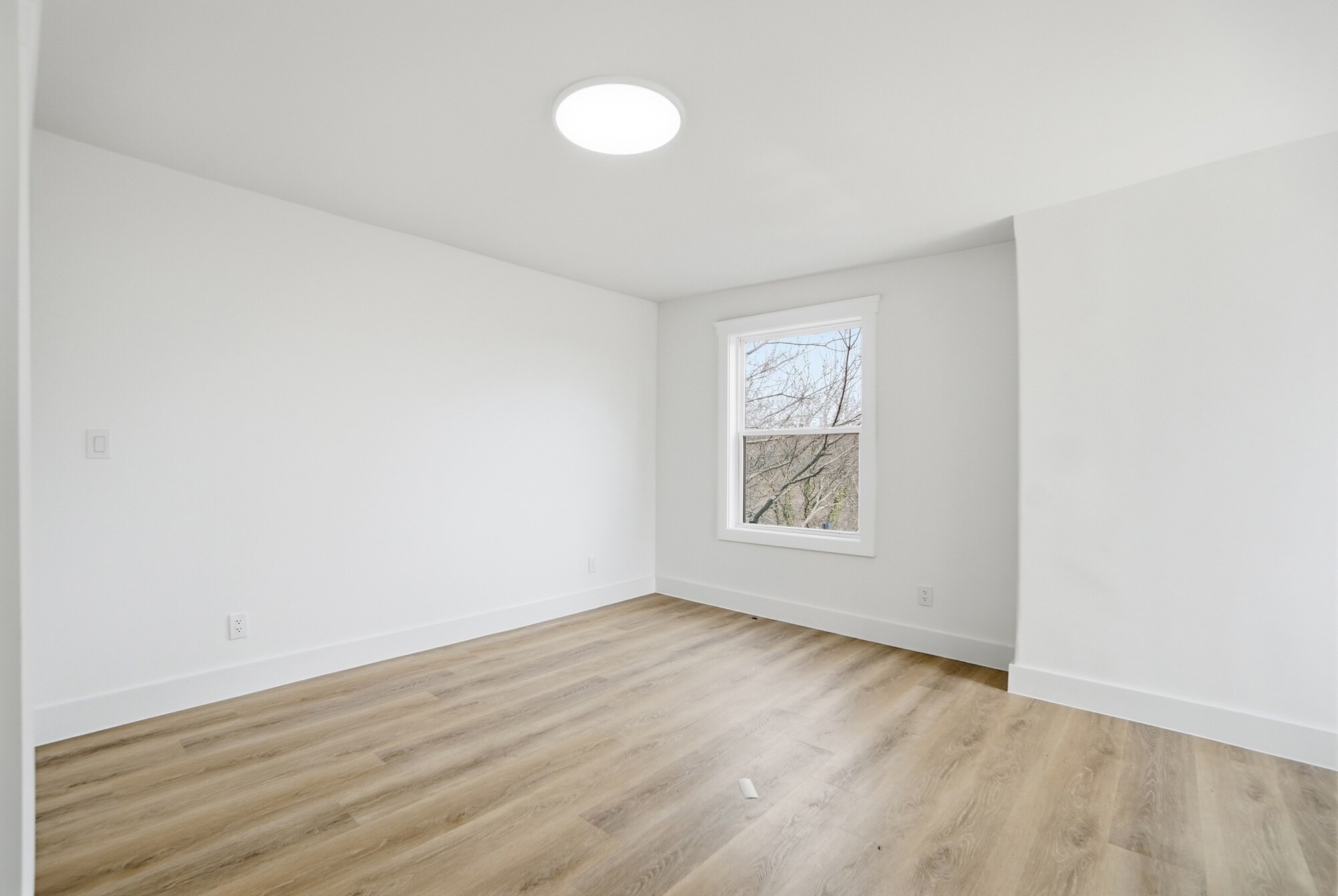 Building Photo - 2210 Eureka Ter