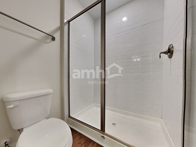 Building Photo - 509 West St