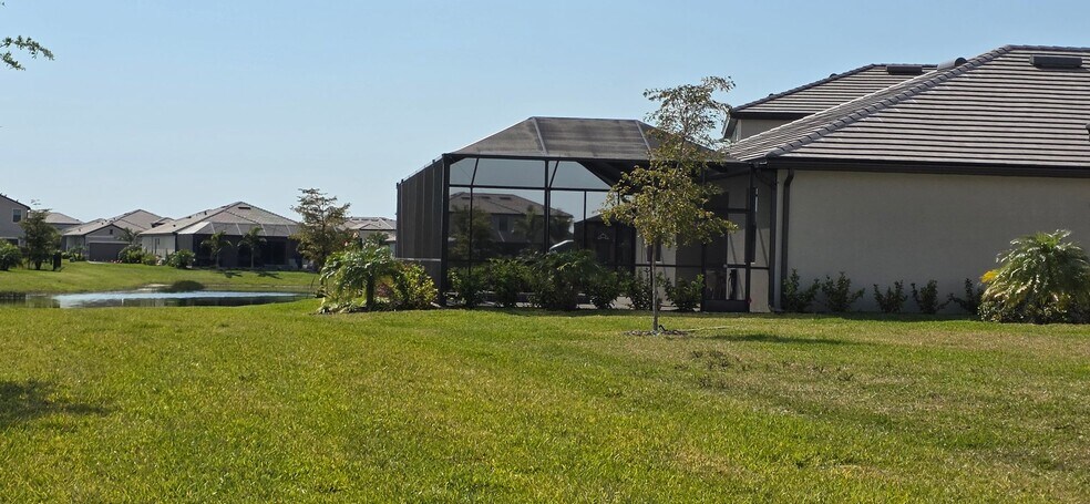 Building Photo - 15254 Sea Salt Wy