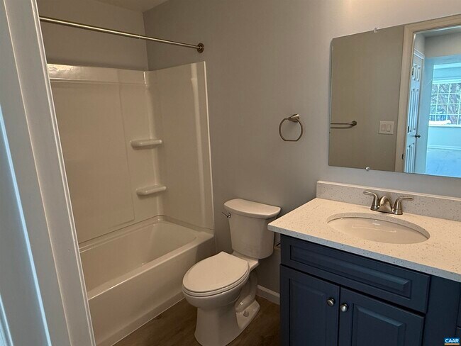 Building Photo - 120 Georgetown Green