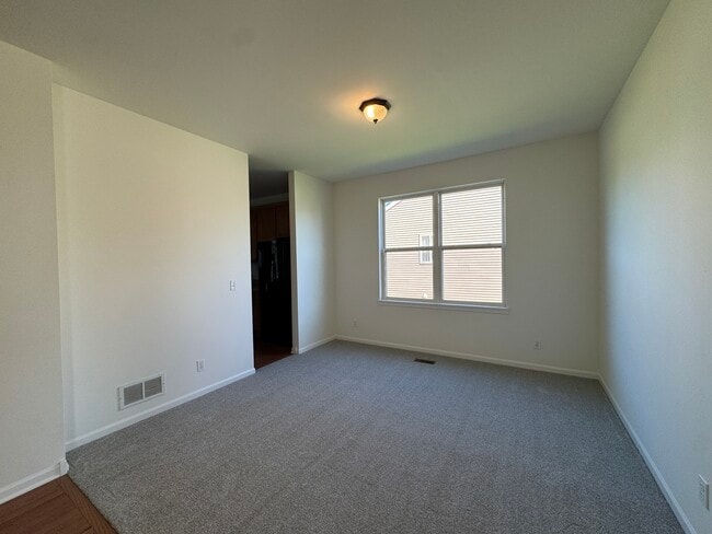 Building Photo - 405 Preserve Dr