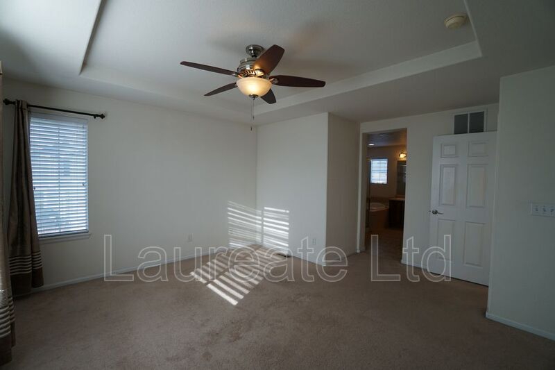 Building Photo - 10213 Uravan St