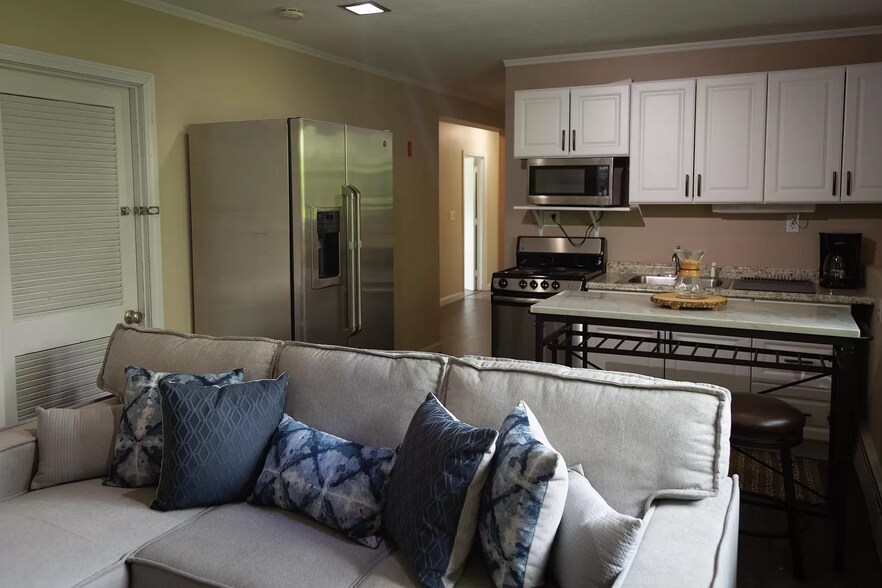 Building Photo - 60 North Ave