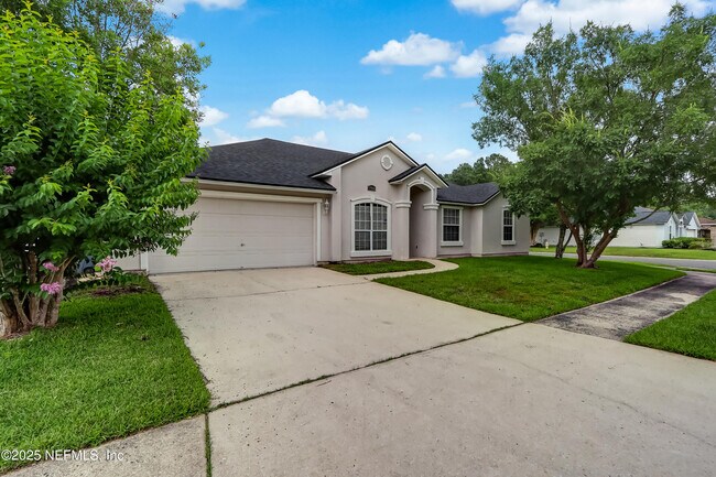 Building Photo - 9703 Cedar Ridge Dr W