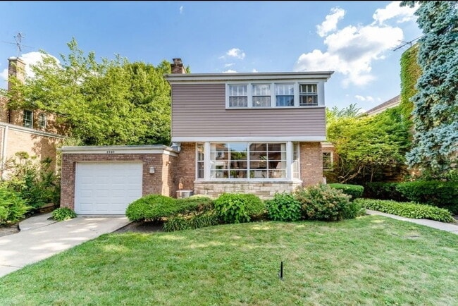 Primary Photo - 2909 W Birchwood Ave