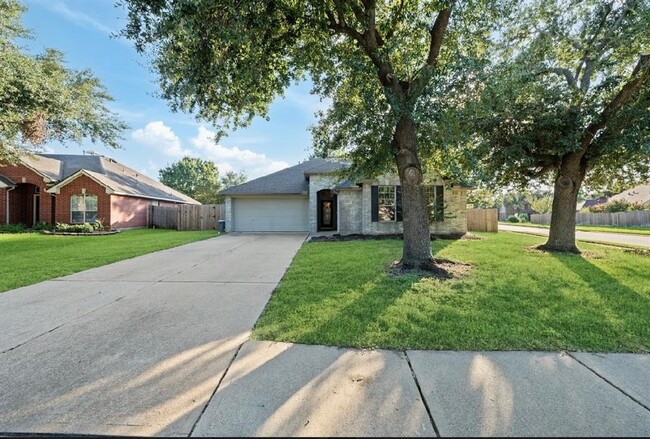 Building Photo - 7423 Rain Meadow Ln