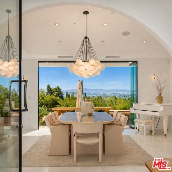 Building Photo - 3382 Scadlock Ln